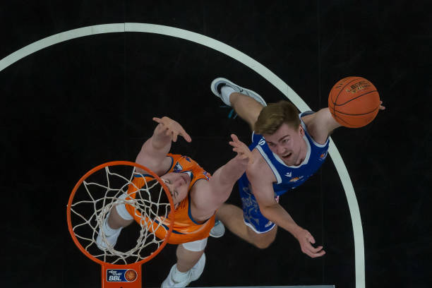 细腻关怀融 细腻关怀融