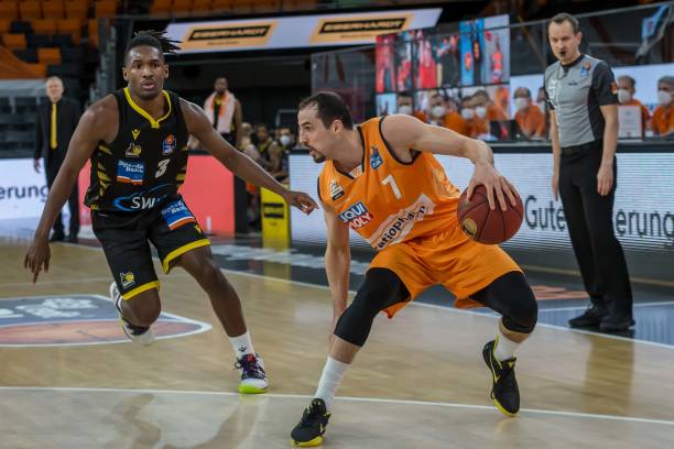 教练对超级 教练对超级